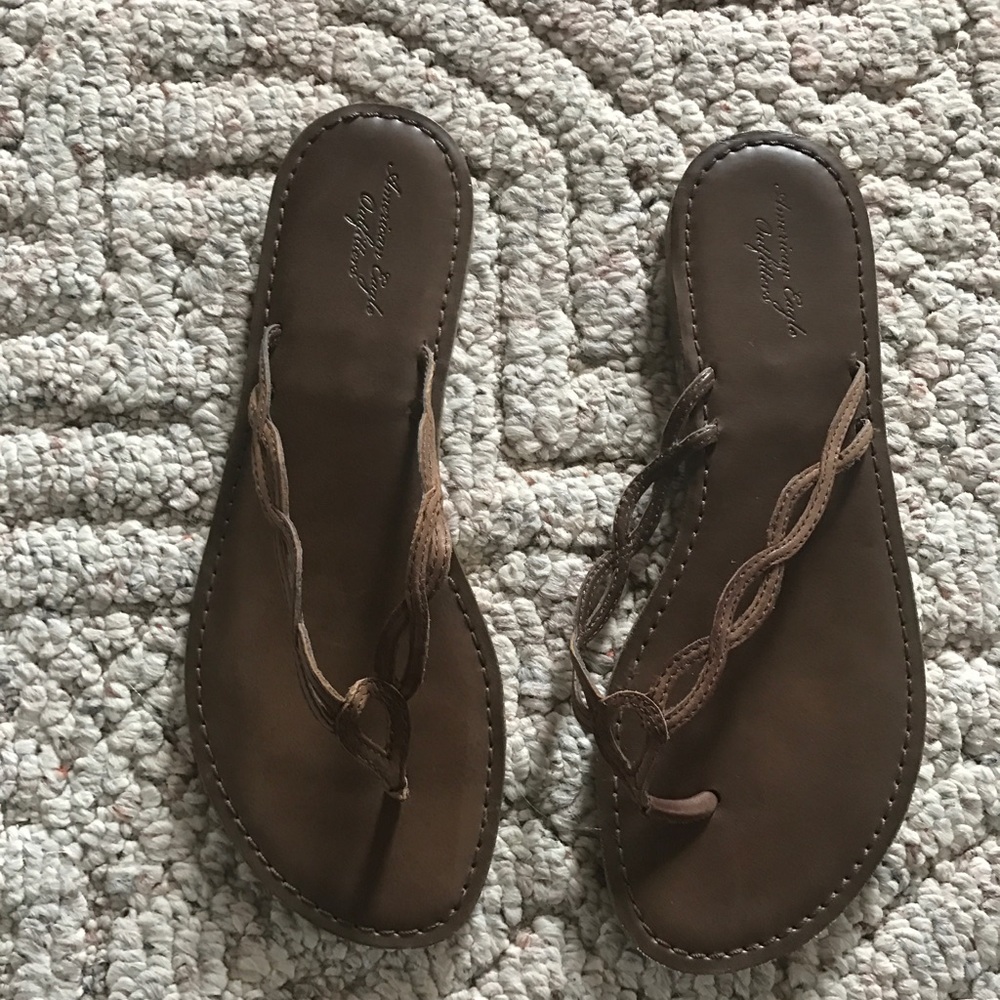 American Eagle sandals-must bundle